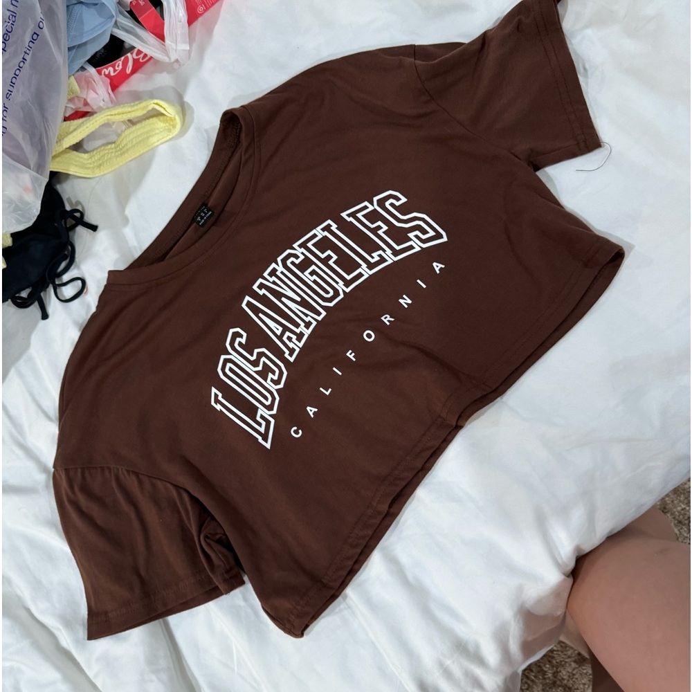 SHEIN EZcropped T-shirt Brown Los Angeles